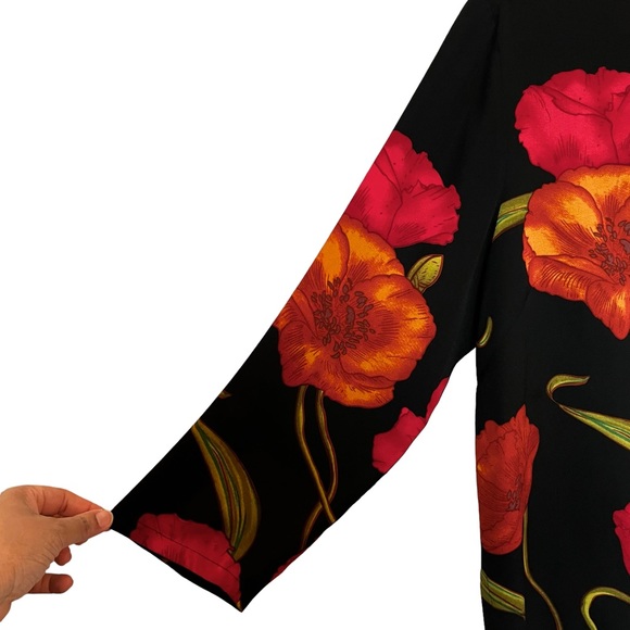 Harari Top Womens M Silk Black Floral Mandarin Neck Button Closure Tropical - Picture 4 of 7